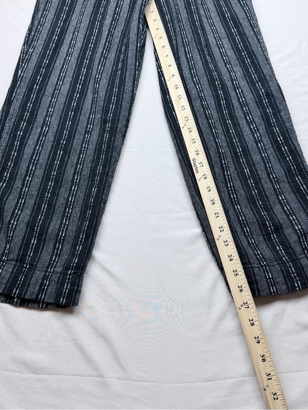 Briggs New York Black & Gray Striped Wide-Leg pants - Picture 4 of 8